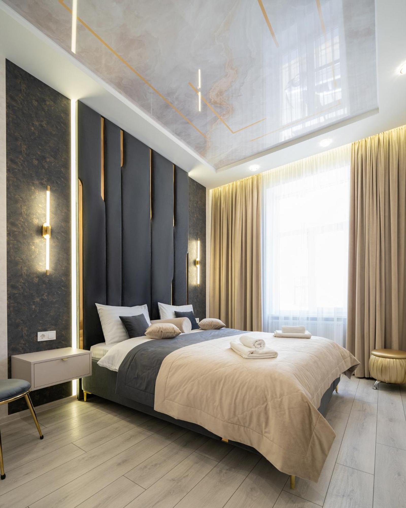 Rynok Square City Center Two Bedroom Apartment! Lviv Kültér fotó
